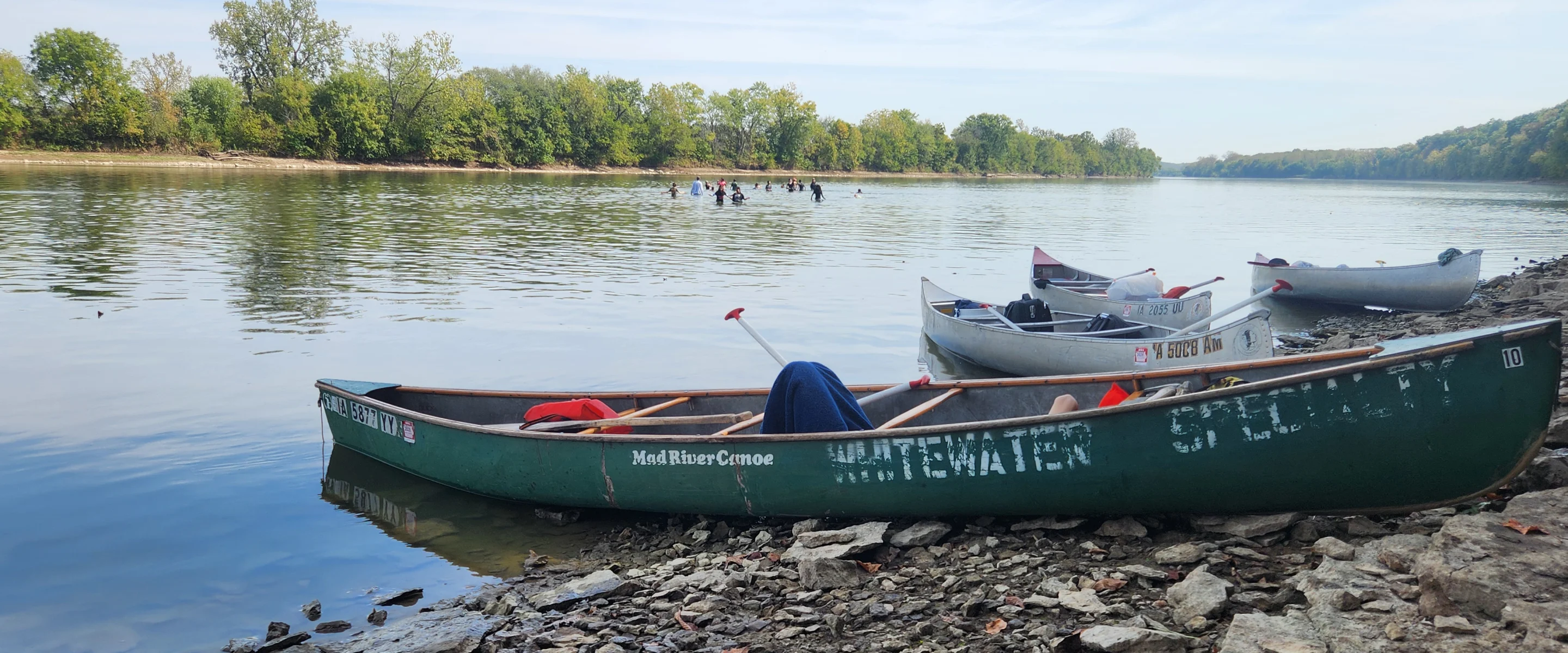 Students on an Environmental Club outing
