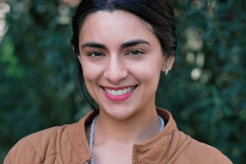 Lauren Pelayo headshot