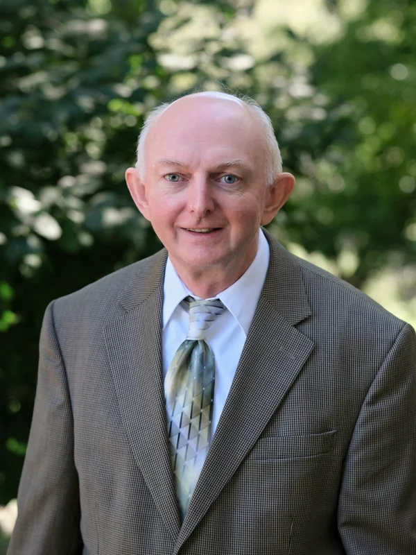 Tom Corbett headshot