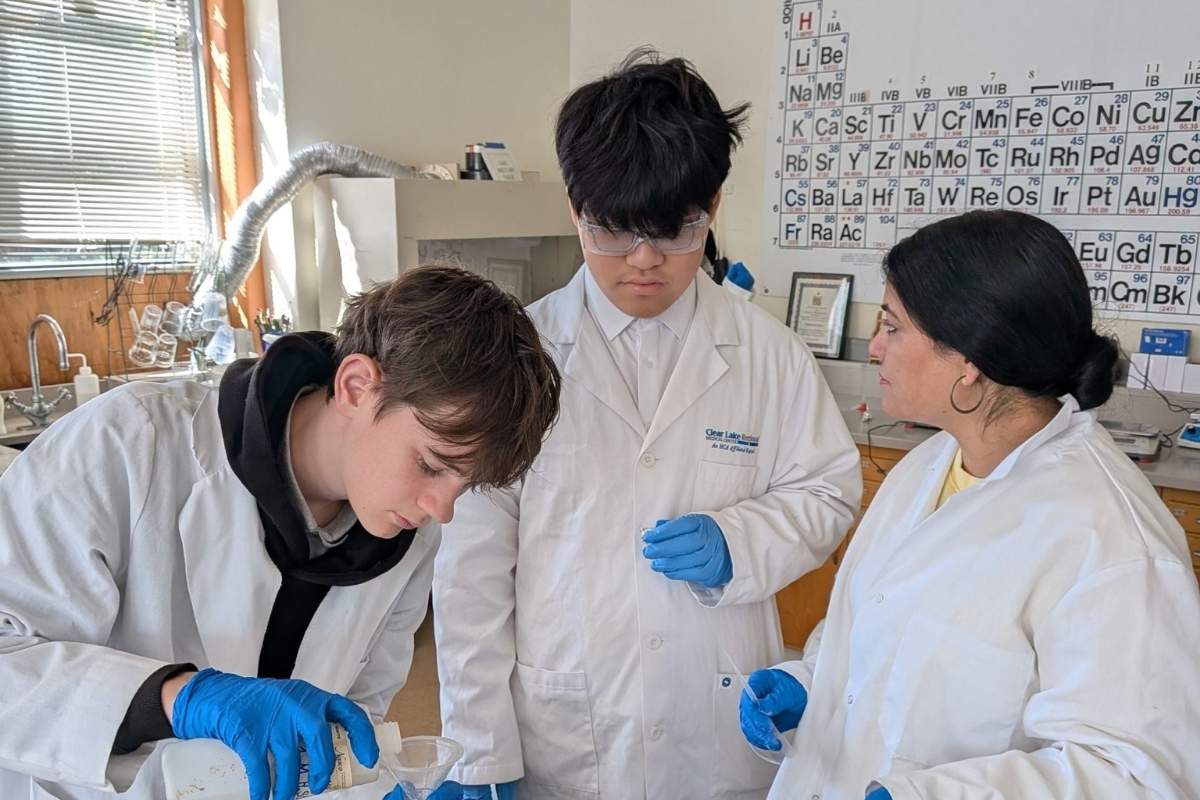 upper school students chem lab